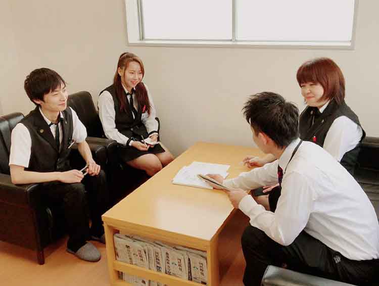 株式会社新井商事